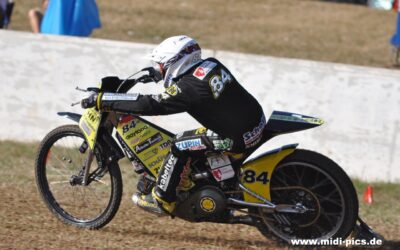 Grasbahn Supercup Berghaupten: Josef Franc schlägt Martin